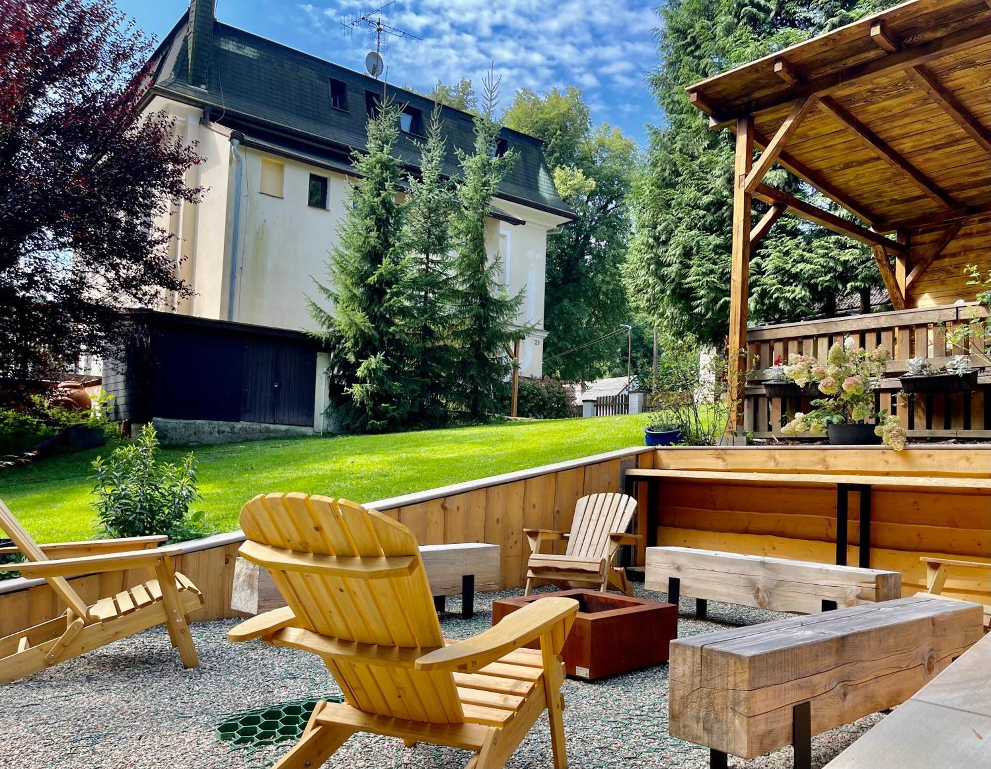 Penzion Kokorin Forest Villa Konradov Exterior foto